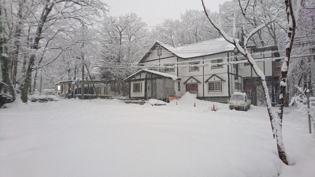 Hakuba Matata Lodge Extérieur photo